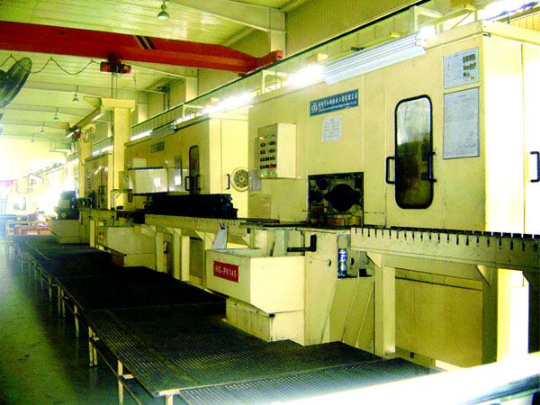 汽(qi)缸體加(jia)工生産(chan)線