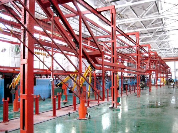 車(che)橋(qiao)裝配線及(ji)物料輸(shu)送(song)線(xian)